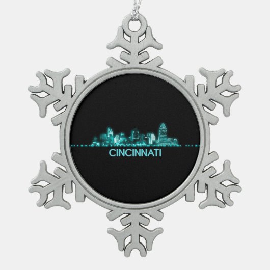 Cincinnati Skyline Schneeflocken Zinn-Ornament (Vorderseite)