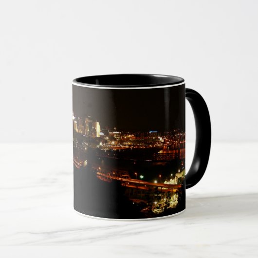 Cincinnati-Skyline Tasse (VorderseiteRechts)