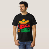 Cinco de Drinko Fiesta Design T-Shirt (Vorne ganz)