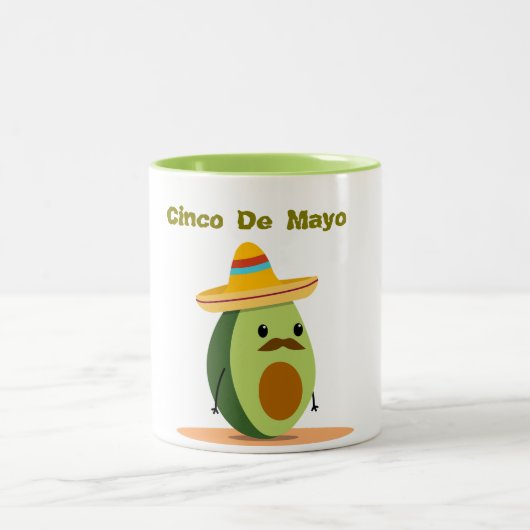 Cinco De Mayo Avocado Zweifarbige Tasse (Mittel)