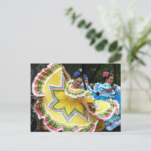 Cinco de Mayo Dancers Postkarte (Stehend Vorderseite)