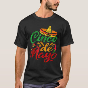 Cinco De Mayo Fiesta Überrascha Camisa 5 De Mayo V T-Shirt