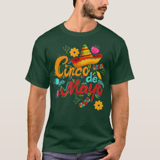 Cinco De Mayo Fiesta Überrascha Camisa 5 De Mayo V T-Shirt