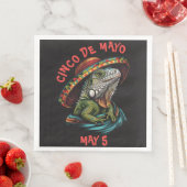 Cinco de Mayo Iguana Wearing Sombrero & Serape Serviette (Beispiel)