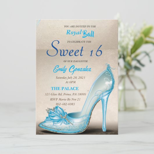 Cinderella Glass Slipper Sweet 16 Einladungen (Stehend Vorderseite)