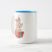 Cindy Lou Who and Max on a Present Zweifarbige Tasse (Vorderseite Links)