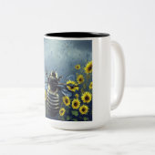 Cinematikbiene auf Sonnenblume Zweifarbige Tasse (VorderseiteRechts)
