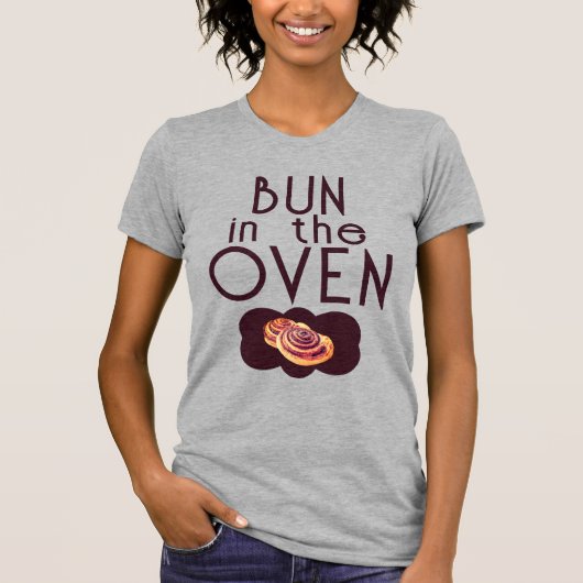 Cinnamon Bun im Oven T-Shirt (Vorderseite)