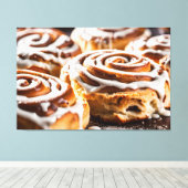 Cinnamon Roll Leinwanddruck (Insitu (Holzboden))