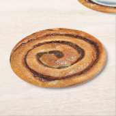 Cinnamon Snail Pastry Quirky Runder Pappuntersetzer (Angewinkelt)