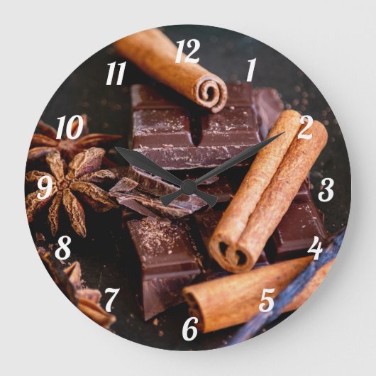Cinnoman Sticks, Schokolade und Star Anise Große Wanduhr (Vorderseite)