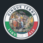 Cinque Terre Italy Watercolor Vintag Circle Magnet<br><div class="desc">Cinque Terre Retro Reise Art Design. Cinque Terre ist eine Reihe von jahrhundertealten Küstendörfern an der zerklüfteten italienischen Riviera.</div>