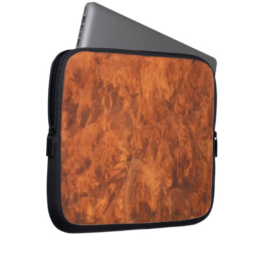 Circassian Walnut Burl Laptop Sleeve (Vorne Rechts)