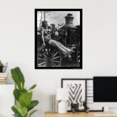 Circus Lady sitzend auf einem Motor 1924 Poster (Heimbüro)