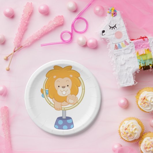 Circus Lion springt durch einen Hoop Pappteller (Party)