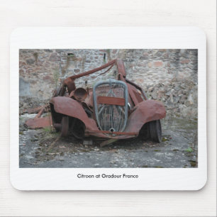 Citroen bei Oradour Frankreich Mousepad