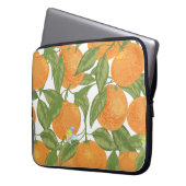 Citrus Delight: Mandarin Vintages Muster Laptopschutzhülle (Vorderseite Links)