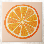 Citrus Orange Fruit Fliese<br><div class="desc">Graue und köstliche Zitrusfrüchte-Scheibe auf einem rosa,  blütenrosa Hintergrund. Ideal für Feinschmecker und alle,  die Lieben kochen. Originelle Kunst von Nic Squirrell.</div>