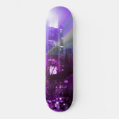 City Lights - modern lila Skateboard (Vorderseite)