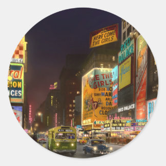 City - Manhattan, NY - Here comes the girls 1953 Runder Aufkleber