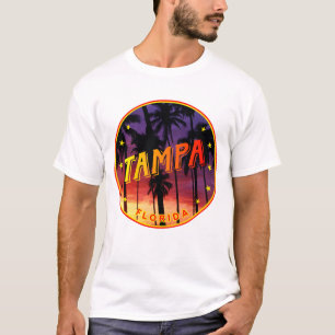 City of Tampa Design mit Sonnenuntergang und Palme T-Shirt