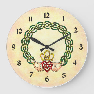 Claddagh Große Wanduhr