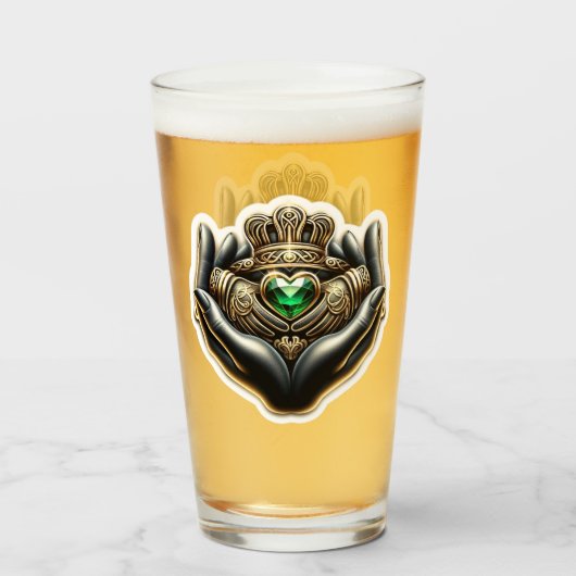 Claddagh Pint Glass Glas (Vorne (Gefüllt))