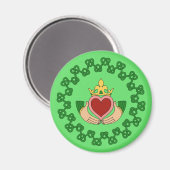 Claddagh und grüne Knüpfarbeit Magnet (Vorderseite/Rückseite)