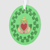 Claddagh und grüne Knüpfarbeit Ornament (Vorderseite)