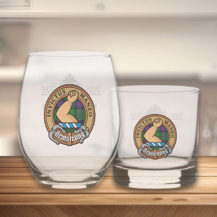 Clan Armstrong Wappen über Tartan Whiskyglas