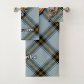 Clan Bell Wappen über Tartan Badhandtuch Set (Insitu)