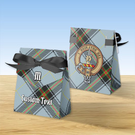 Clan Bell Wappen über Tartan Geschenkschachtel