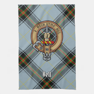 Clan Bell Wappen über Tartan Geschirrtuch