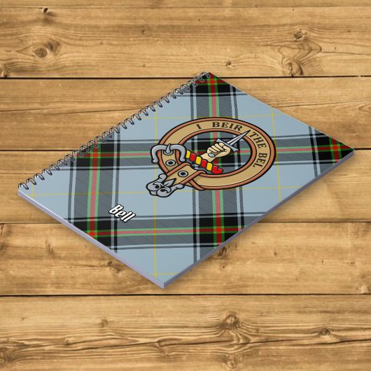 Clan Bell Wappen über Tartan Notizblock