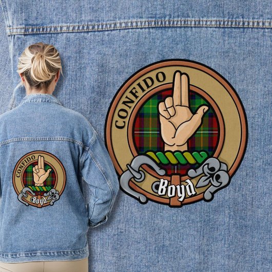 Clan Boyd Wappen über Tartan Jeansjacke