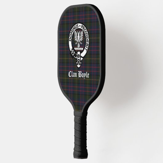 Clan Boyle Wappen Abzeichen & Tartan Pickleball Schläger (Links)