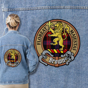 Clan Brown Wappen über Tartan Jeansjacke