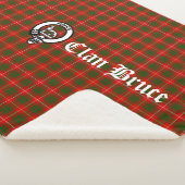 Clan Bruce Wappen Abzeichen und Tartan Sherpadecke (3/4)