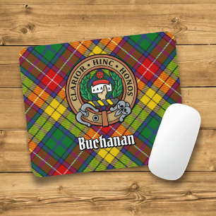 Clan Buchanan Wappen über Tartan Mousepad