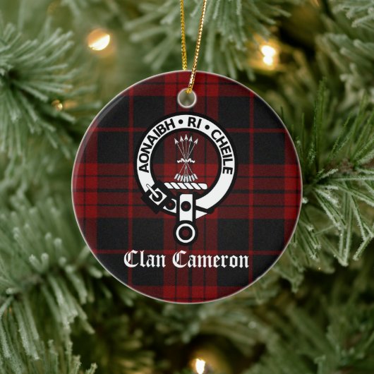 Clan Cameron Wappen Abzeichen und Tartan Keramik Ornament (Baum)