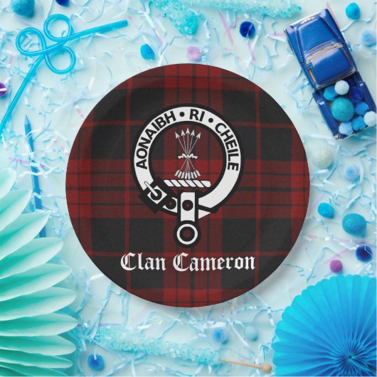 Clan Cameron Wappen Abzeichen und Tartan Pappteller (Party)