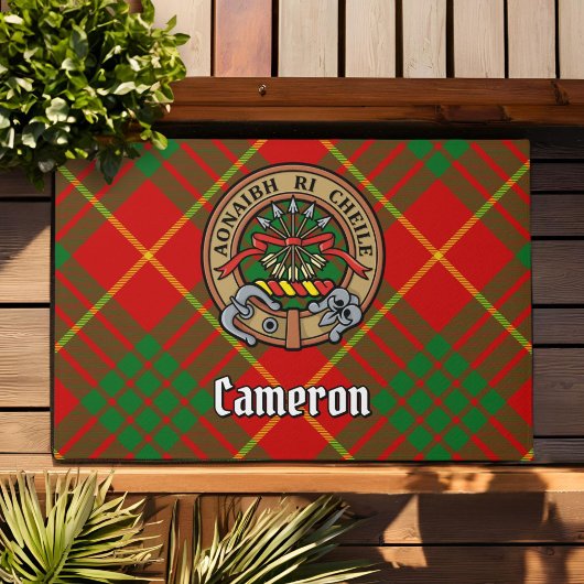 Clan Cameron Wappen über Tartan Fußmatte