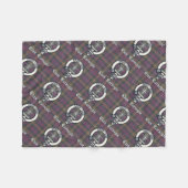 Clan Carnegie Wappen Tartan Fleecedecke (Vorderseite (Horizontal))