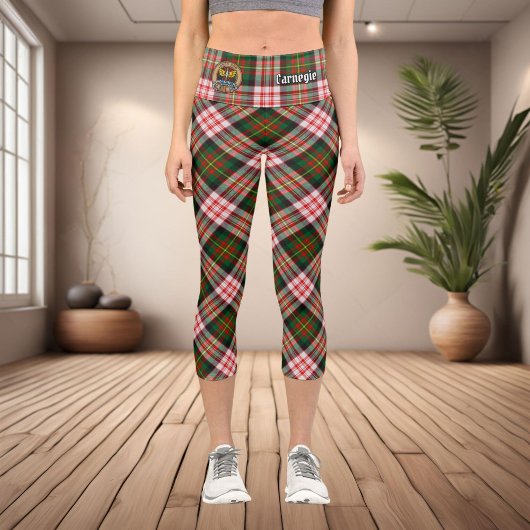 Clan Carnegie Wappen über Dress Tartan Capri Leggings