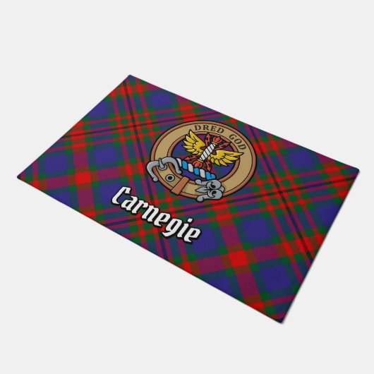 Clan Carnegie Wappen über Tartan Fußmatte (Schrägansicht)