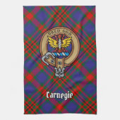 Clan Carnegie Wappen über Tartan Geschirrtuch (Vertikal)