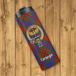 Clan Carnegie Wappen über Tartan Thermosbecher