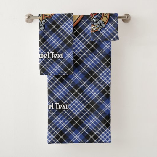 Clan Clark Wappen über Tartan Badhandtuch Set (Insitu)