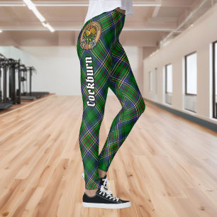 Clan Cockburn Wappen über Tartan Leggings