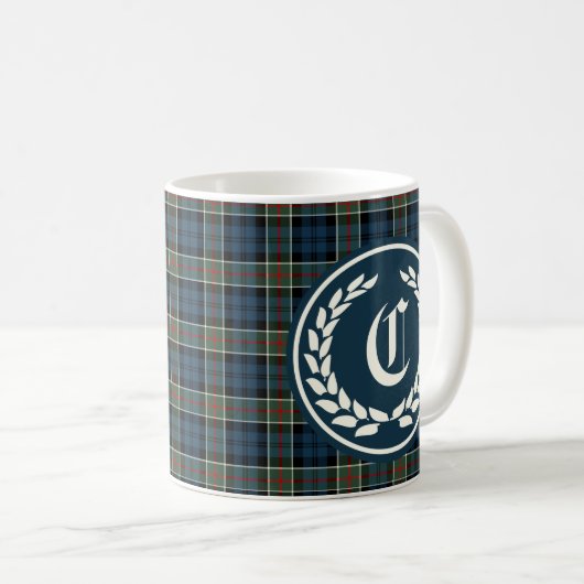 Clan Colquhoun Dark Blue Tartan Monogram Kaffeetasse (VorderseiteRechts)